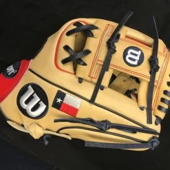 2018 TEXAS LIMITED EDITION - Wilson A2000 1786 Infield